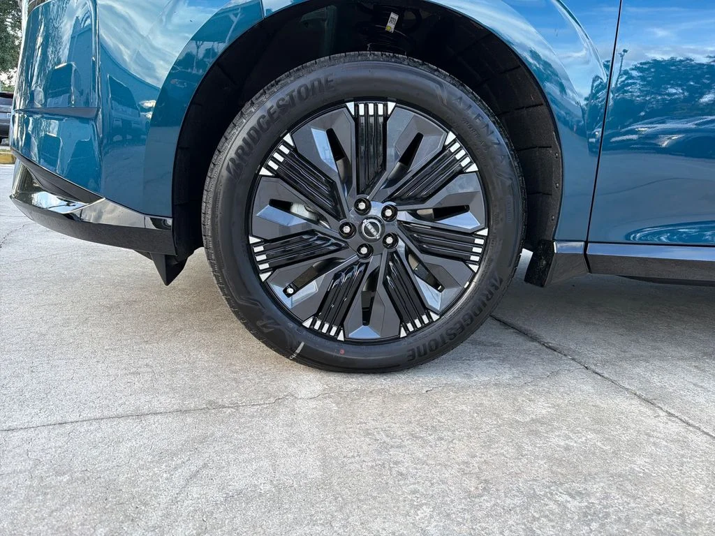 New 2026 Aurora Blue Pearl Metallic Nissan Platinum image 13