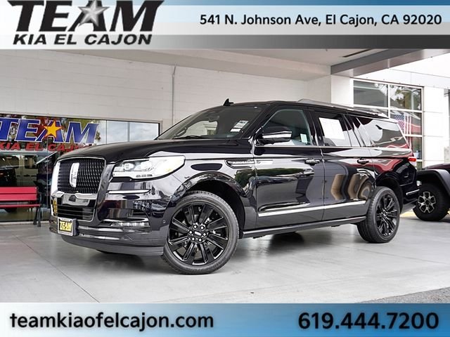 Used 2022 Black Lincoln Reserve image 2