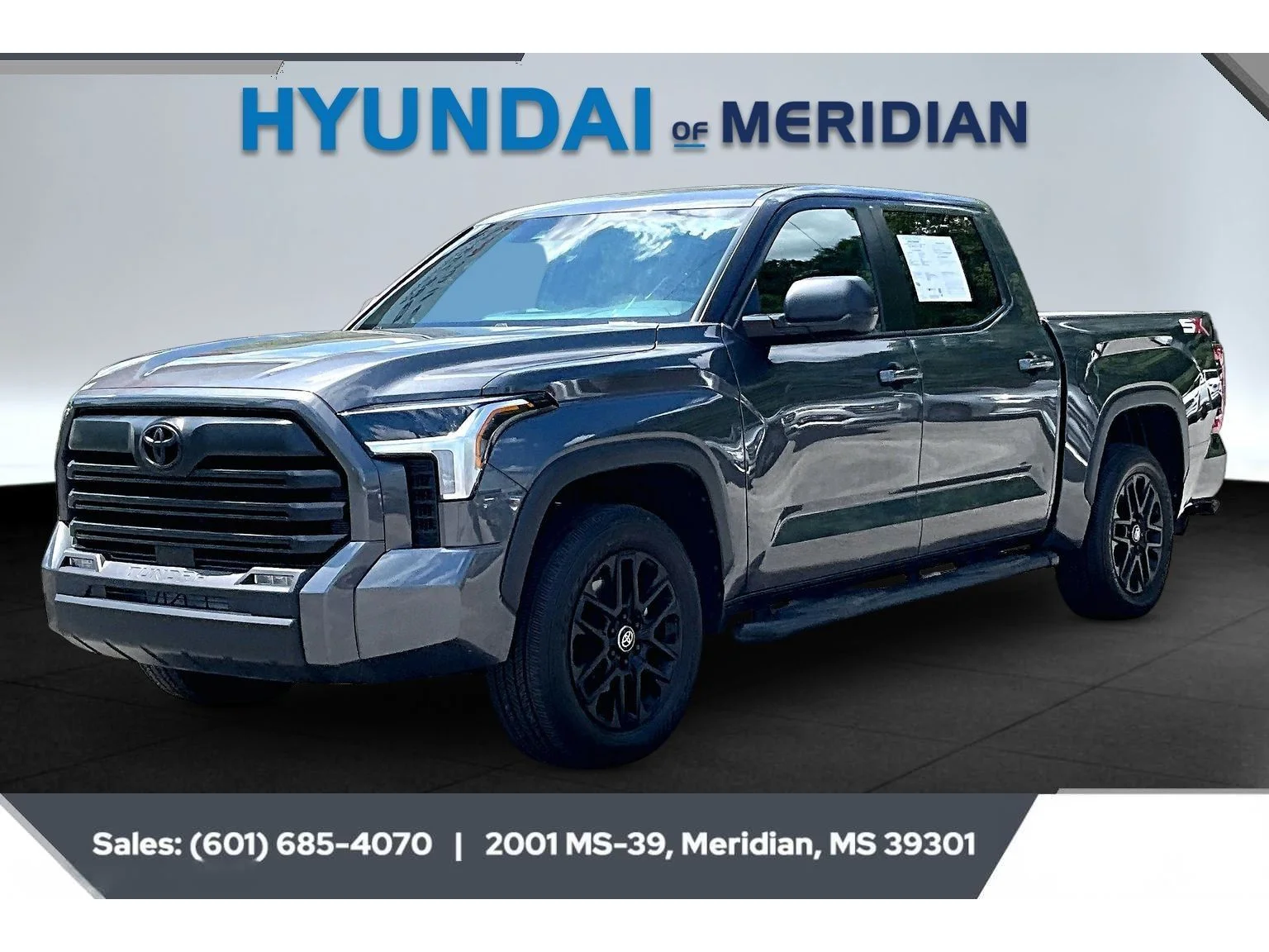 Used 2026 MAGNETIC GRAY METALLIC Toyota SR5 image 10