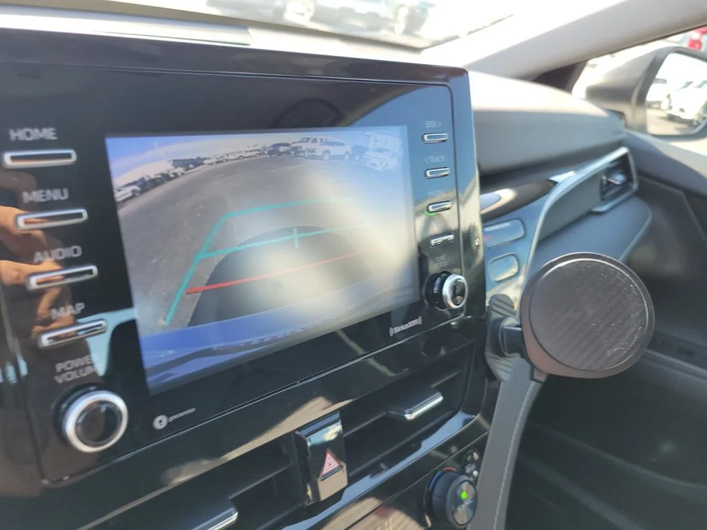 2024 Toyota Camry SE - Photo 20