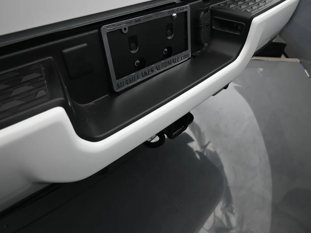 New 2026 Bright White Clear-Coat Exterior Paint RAM Big Horn image 34