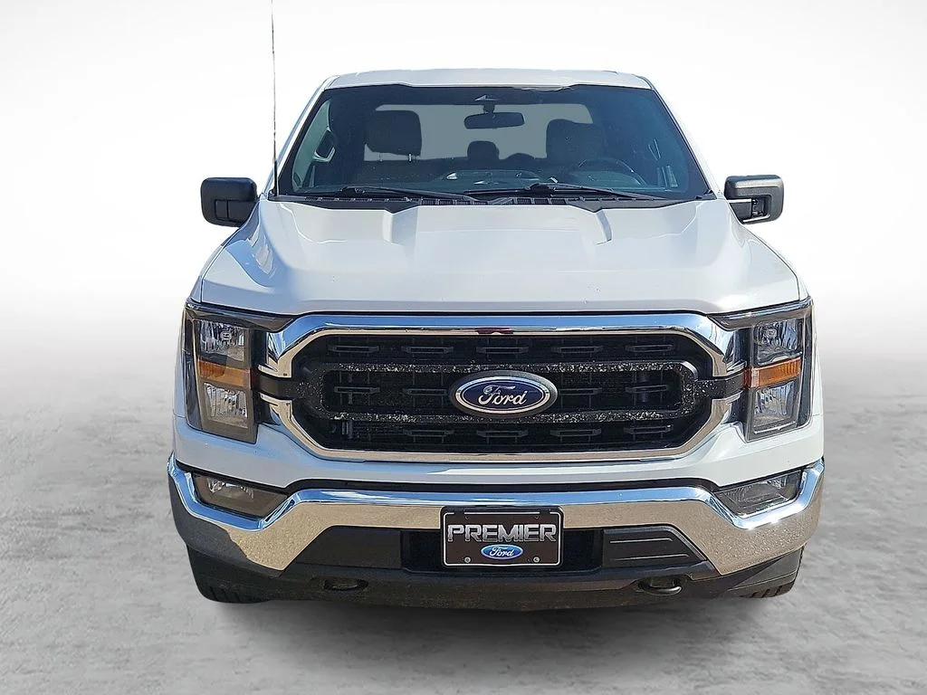 Used 2023 White Ford XLT image 3