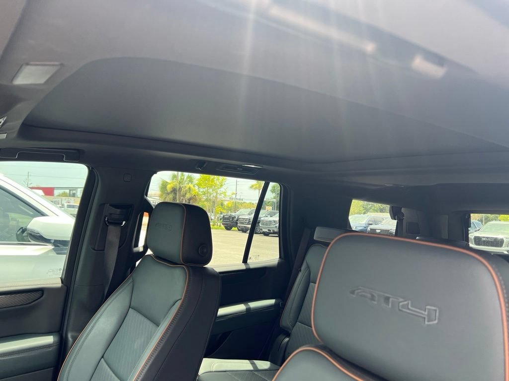 Used 2025 Onyx Black GMC AT4 image 4