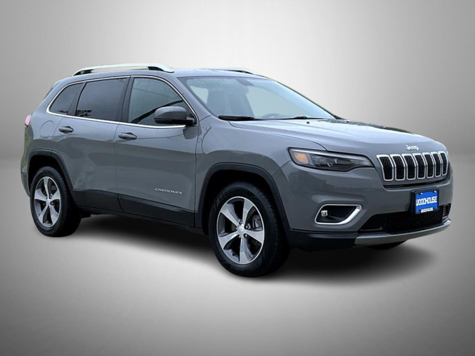 Used 2019 Gray Jeep Limited image 3