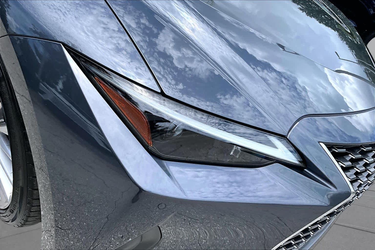 Used 2025 Cloudburst Gray Lexus  image 28