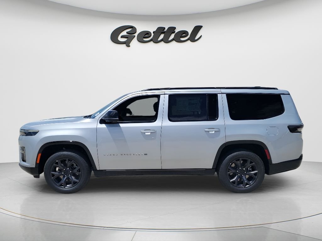New 2026 Silver-Zynith Exterior Paint Jeep Limited Altitude image 8