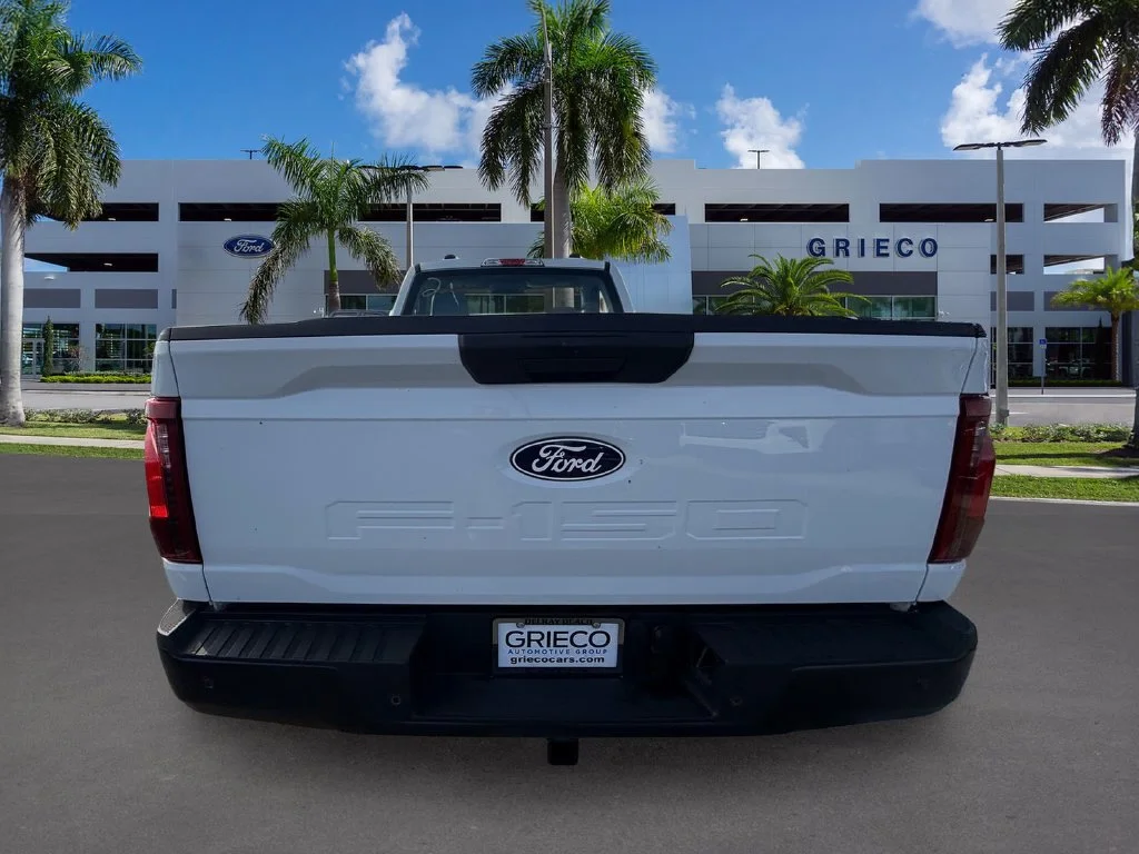 New 2026 Oxford White Ford XL image 6