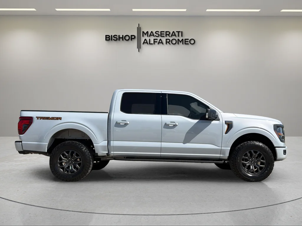 Used 2025 White Ford Tremor image 6