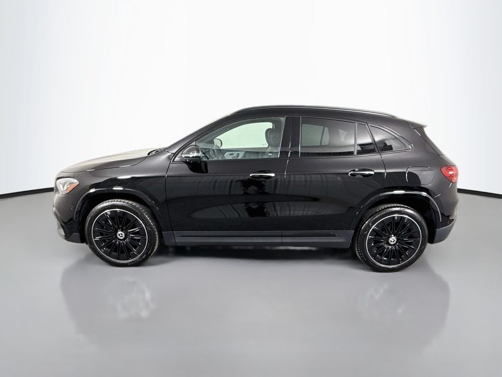 Used 2026 Black Mercedes-Benz GLA 250 image 4