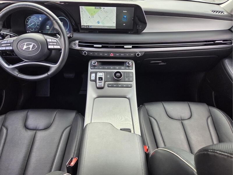 Used 2023 White HYUNDAI SEL FWD image 14