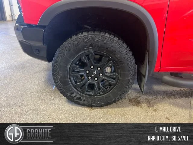 Used 2025 Red Hot Chevrolet ZR2 image 29