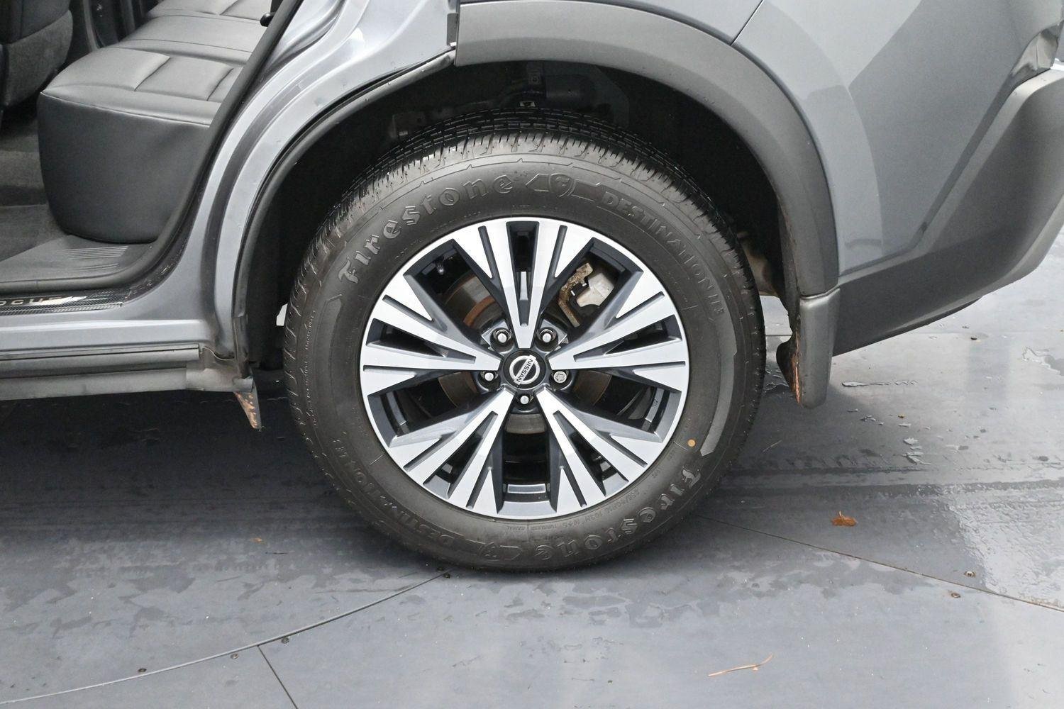 Used 2021 Gun Metallic Nissan SV image 33