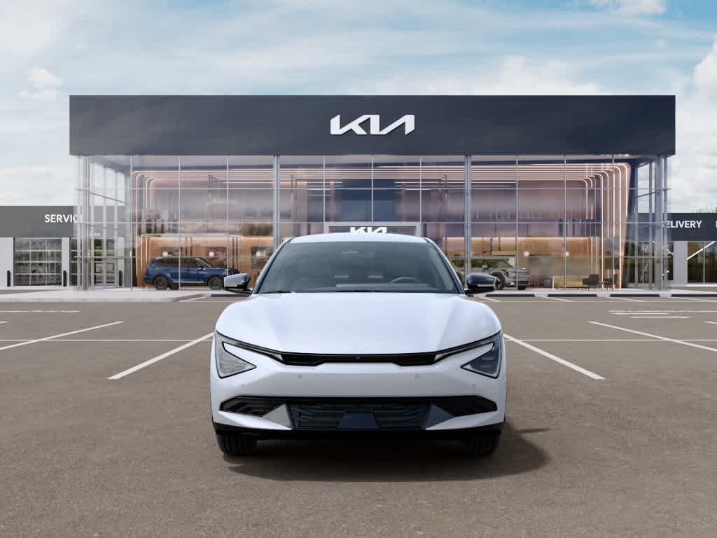 New 2026 Glacial White Pearl Kia LIGHT image 2