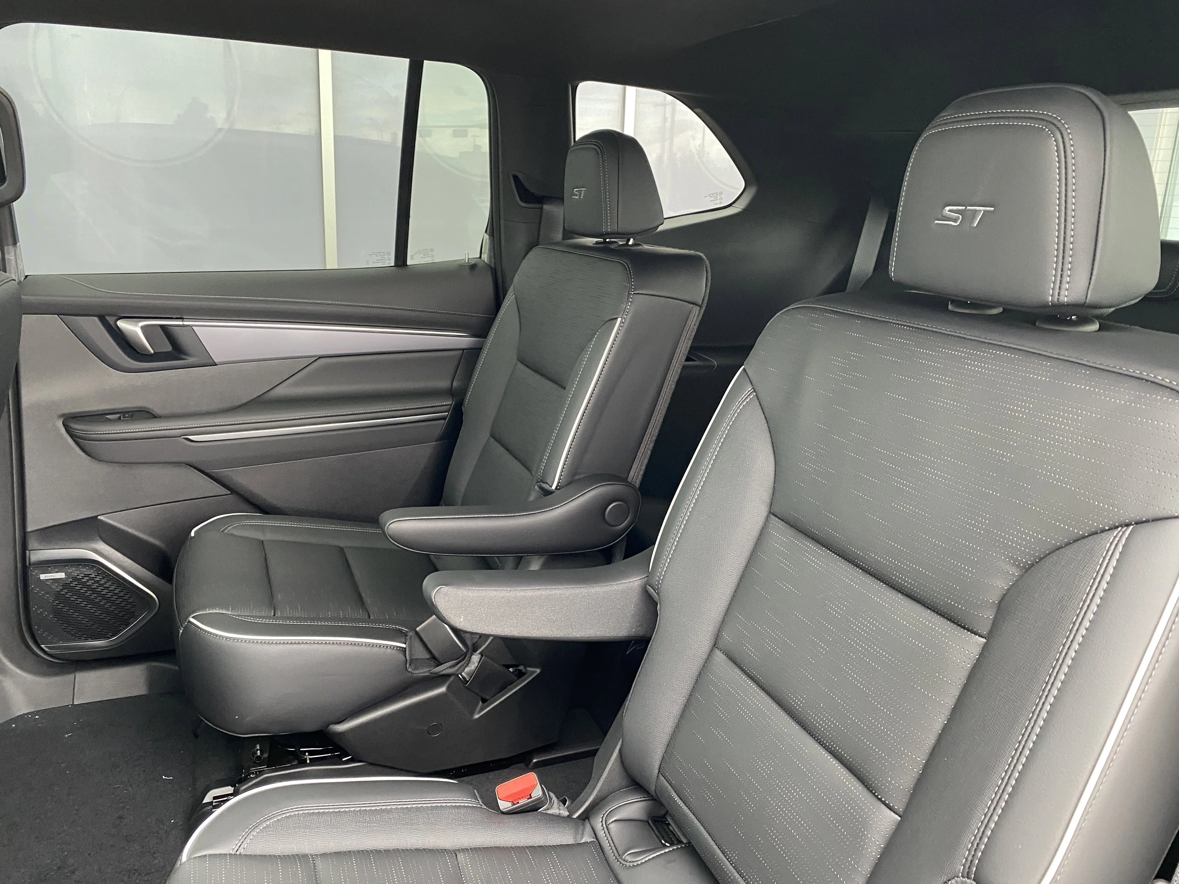 New 2026 MOONSTONE GREY METALLIC Buick Sport Touring image 27