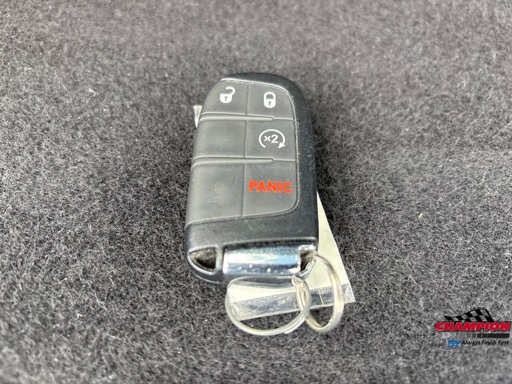Used 2023 Silver Jeep Limited image 26
