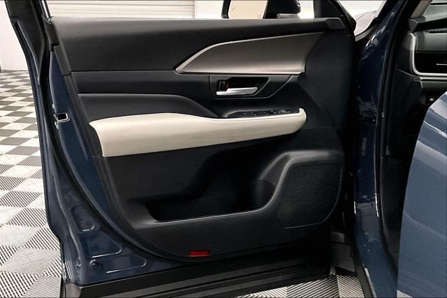 2024 Toyota Grand Highlander XLE - Photo 20