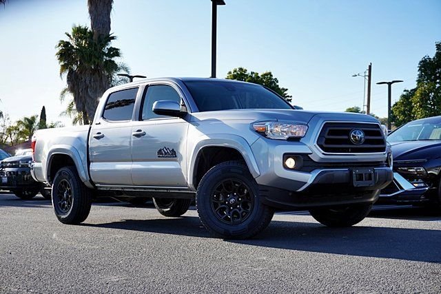 Used 2022 Silver Toyota SR5 image 1