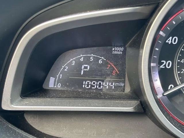 Used 2016 Gray Mazda i Sport image 24