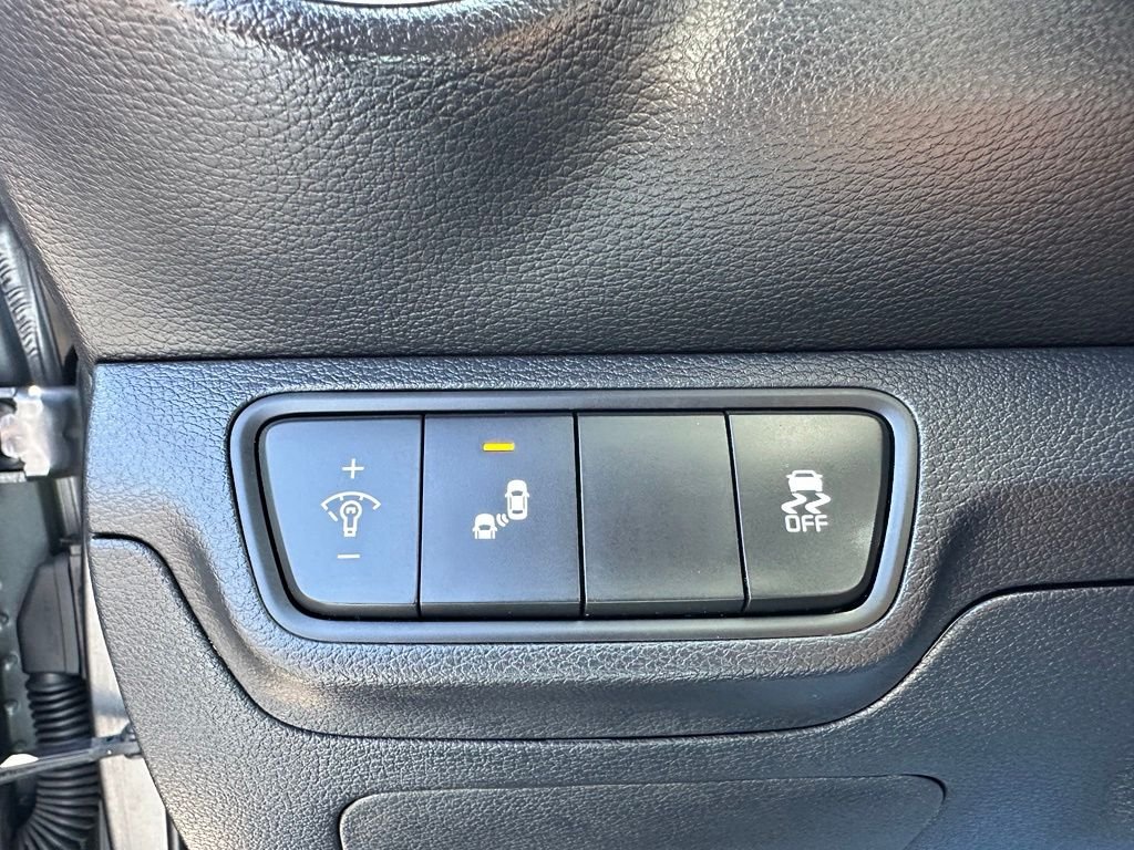 Used 2022 Gray Kia GT image 12