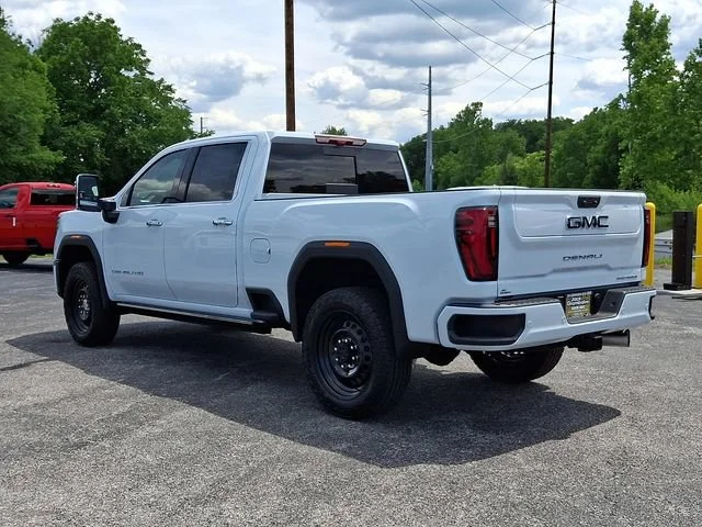 New 2026 Glacier White Tricoat GMC Denali Ultimate image 4