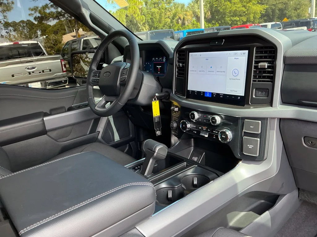 Used 2026 Gray Ford XLT image 20