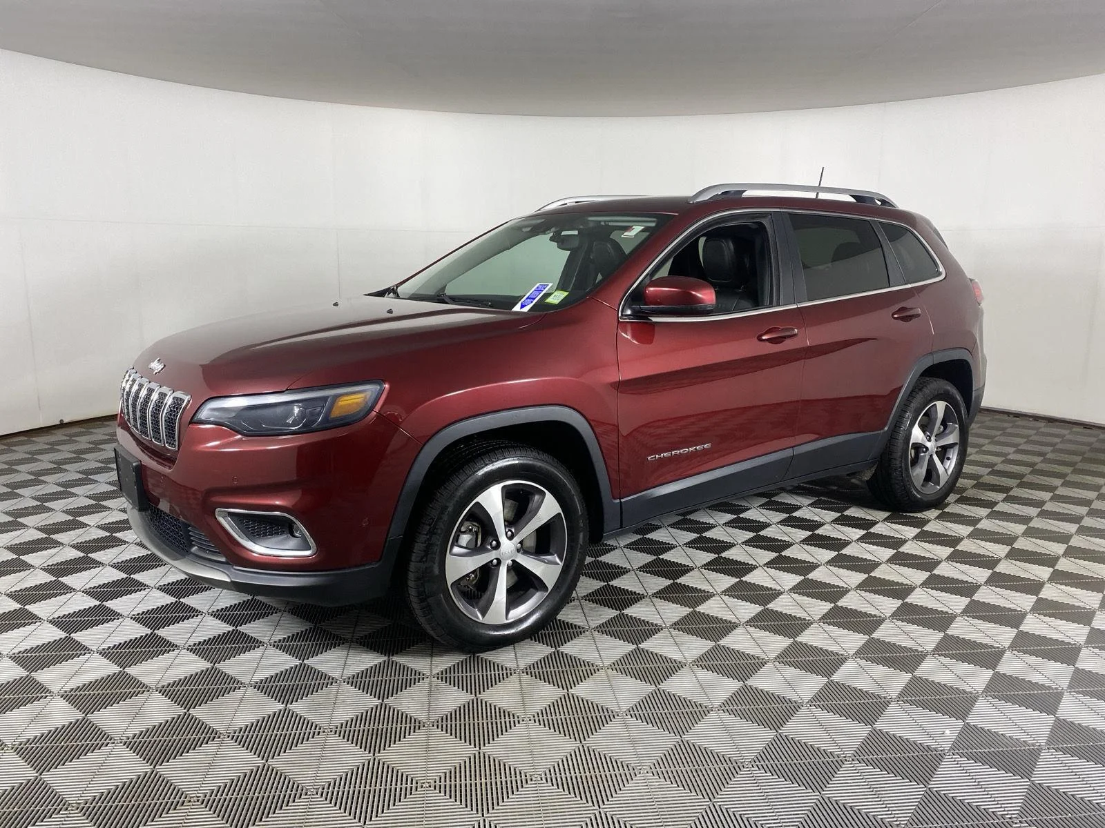 Used 2021 Velvet Red Pearlcoat Jeep Limited image 6