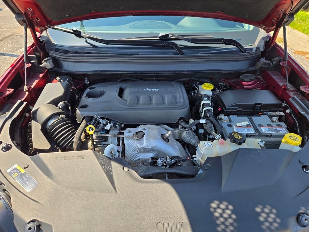 Used 2019 Red Jeep Limited image 30