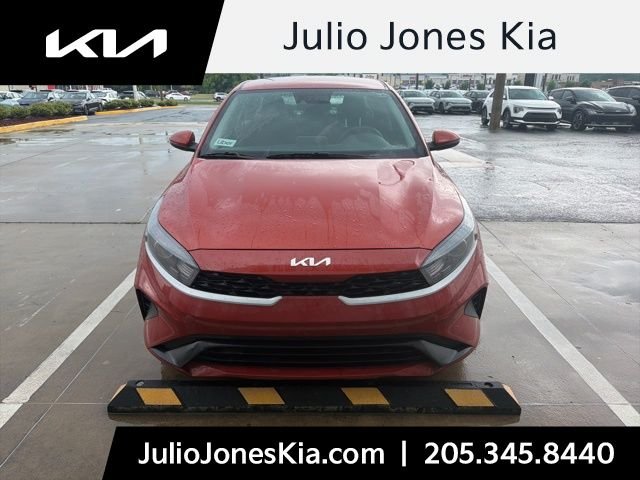 2023 Kia Forte LXS AT's photo