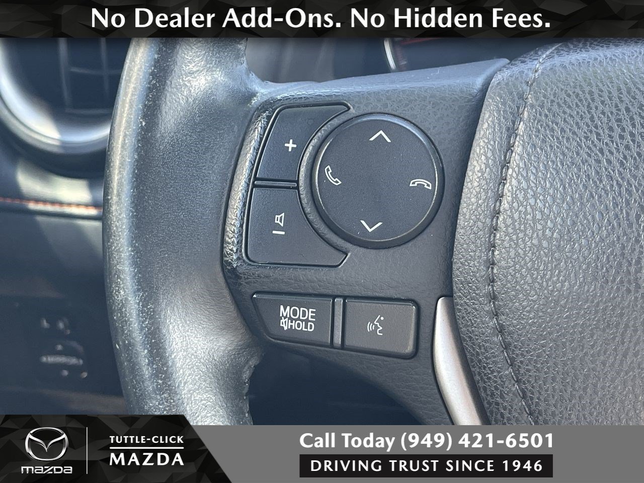 Used 2016 MAGNETIC GRAY MET Toyota SE image 27