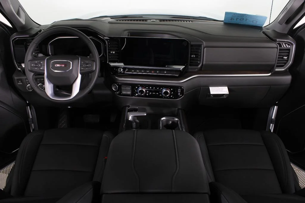 New 2026 Glacier White Tricoat GMC SLT image 26