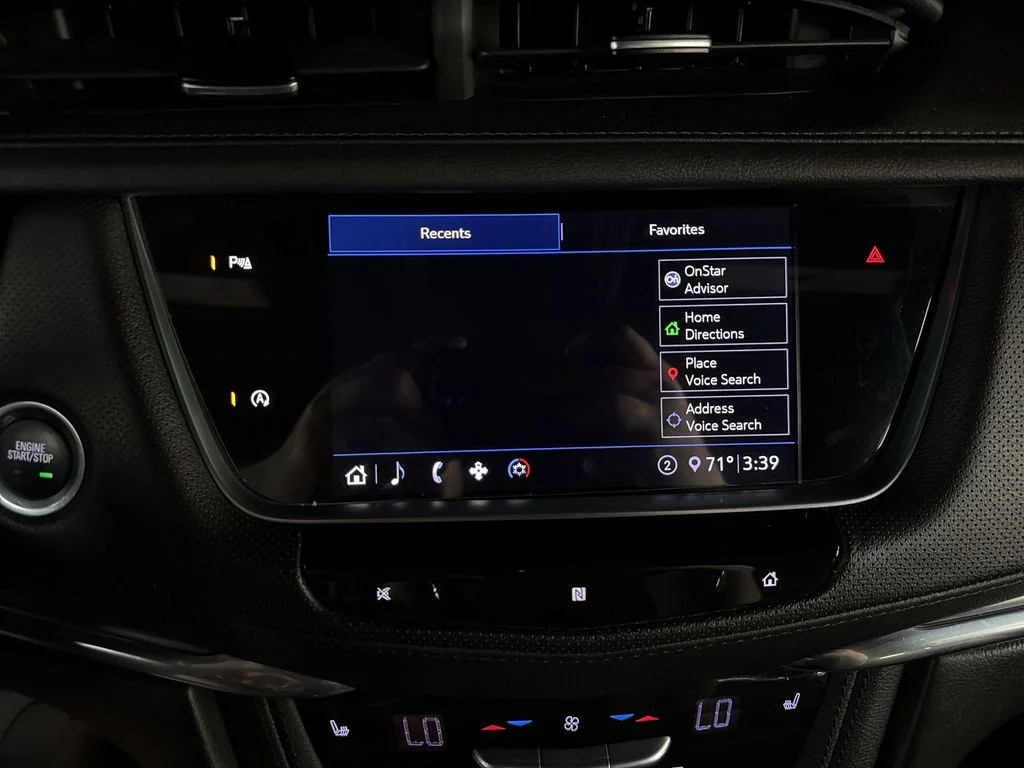 Used 2020 Radiant Silver Metallic Cadillac Luxury image 31