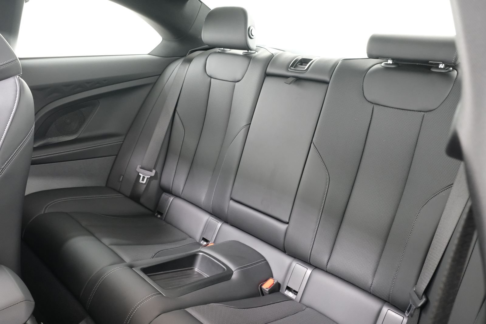 2025 BMW 2 Series 230i - Photo 32