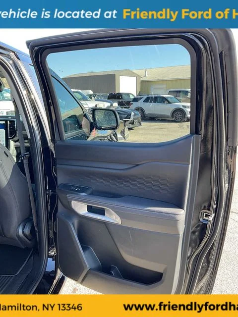 Used 2025 Black Ford XLT image 39