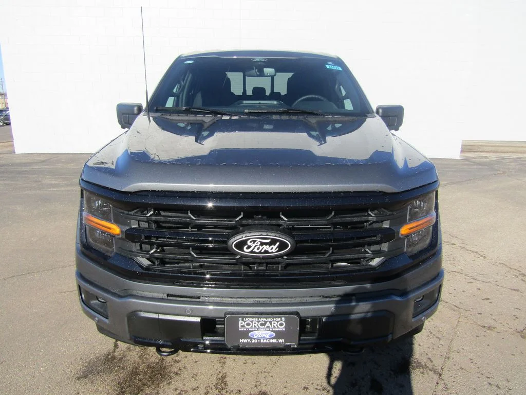 New 2026 Carbonized Gray Metallic Ford XLT image 3