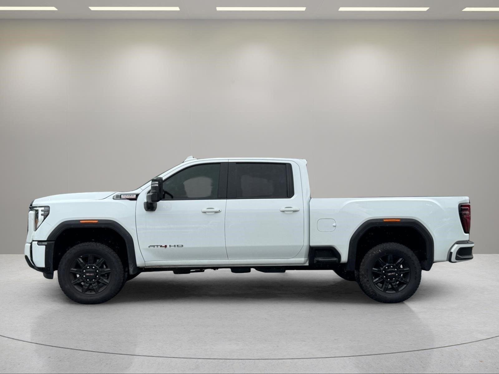 Used 2026 Summit White GMC AT4 image 8