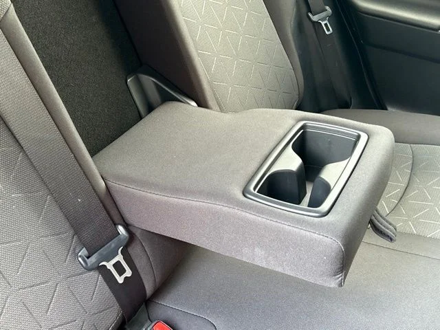 Used 2020  Toyota XLE image 43