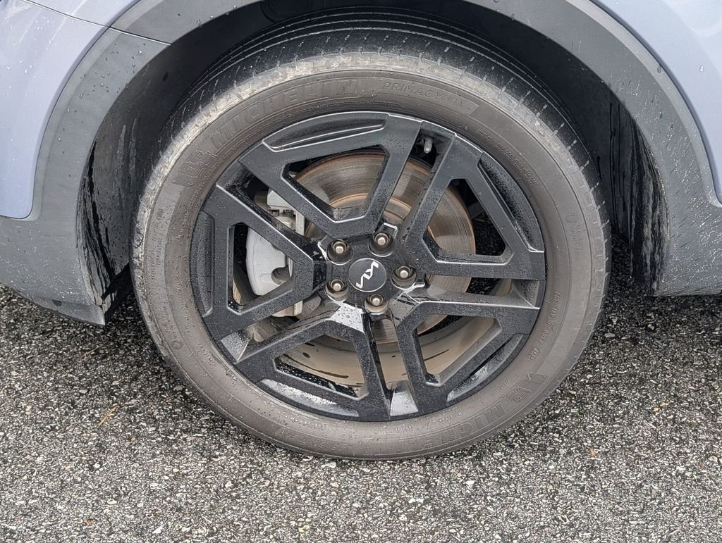 Used 2024 Silver Kia SX X-Line image 11
