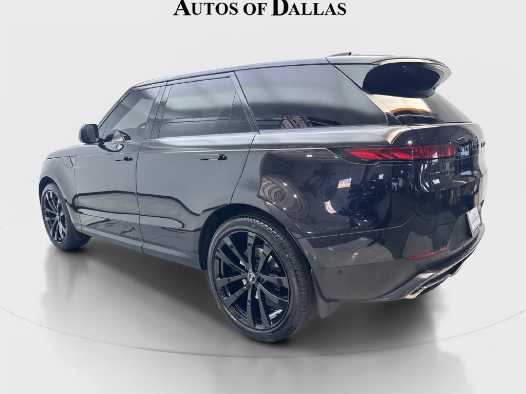 Used 2023 Black Land Rover SE image 10