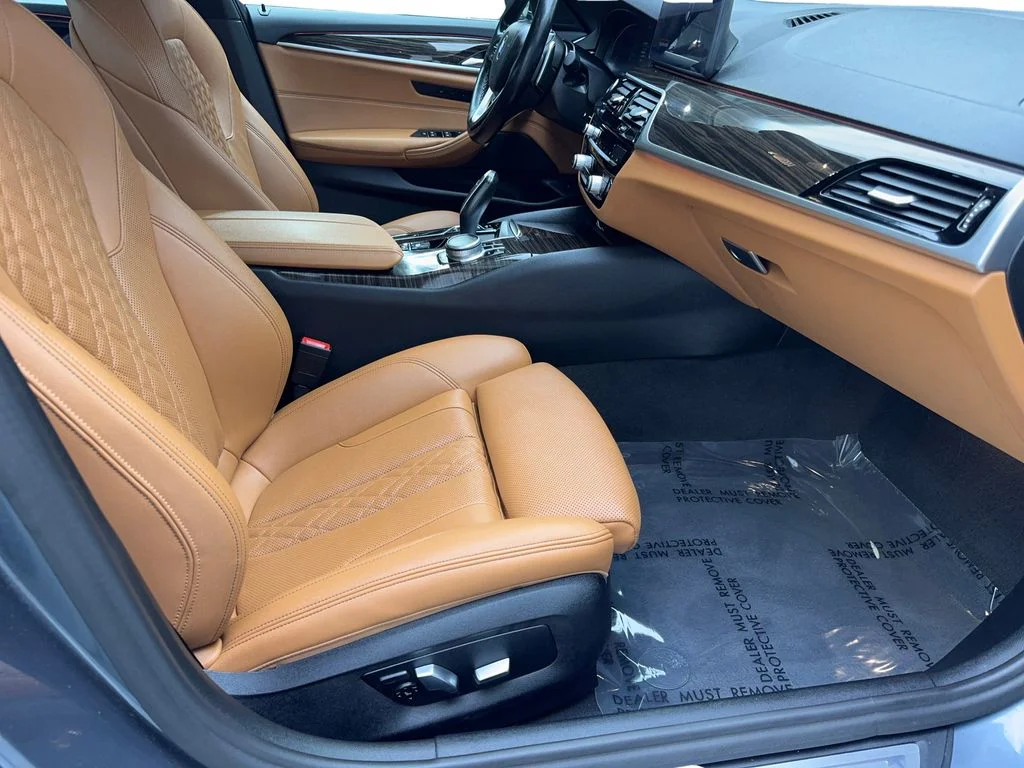 Used 2022 Blue BMW 530i xDrive image 44