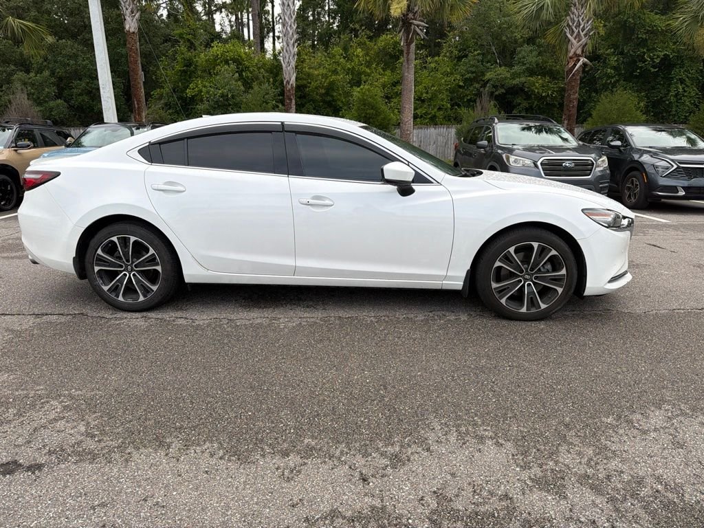 Used 2020 White Mazda Signature image 3