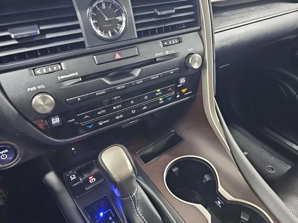 Used 2022 ATOMIC SILVER Lexus 450h image 26