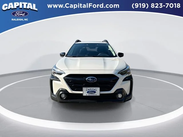 Used 2025 White Subaru Onyx Edition image 3