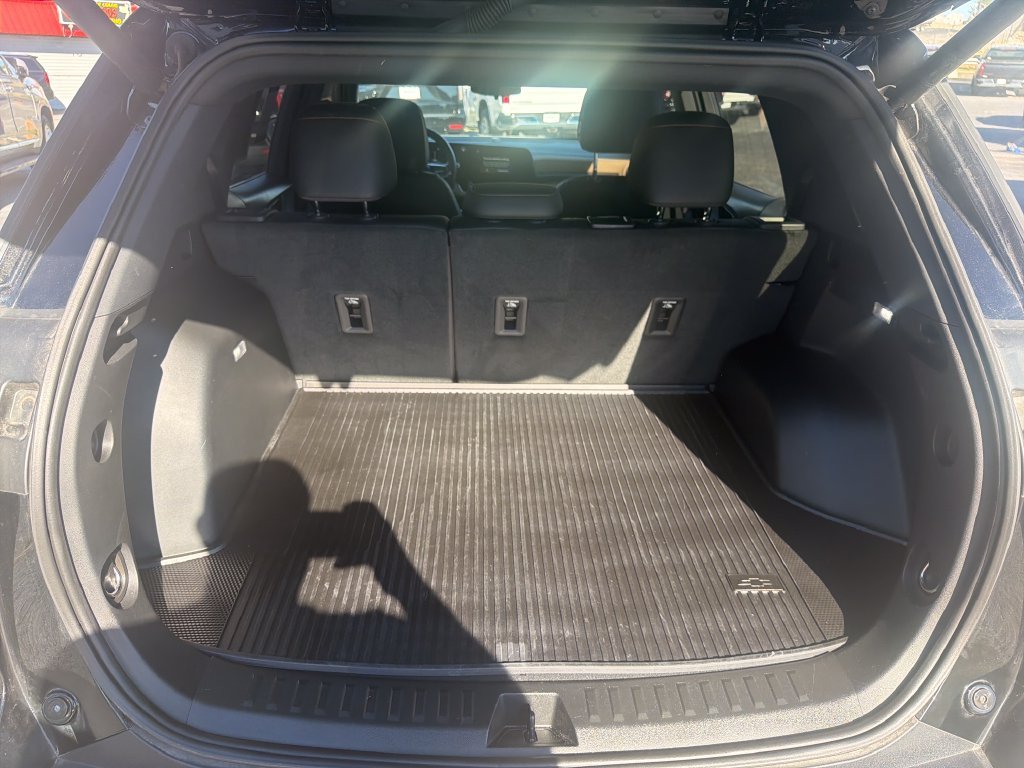 Used 2026 Black Chevrolet ACTIV image 9