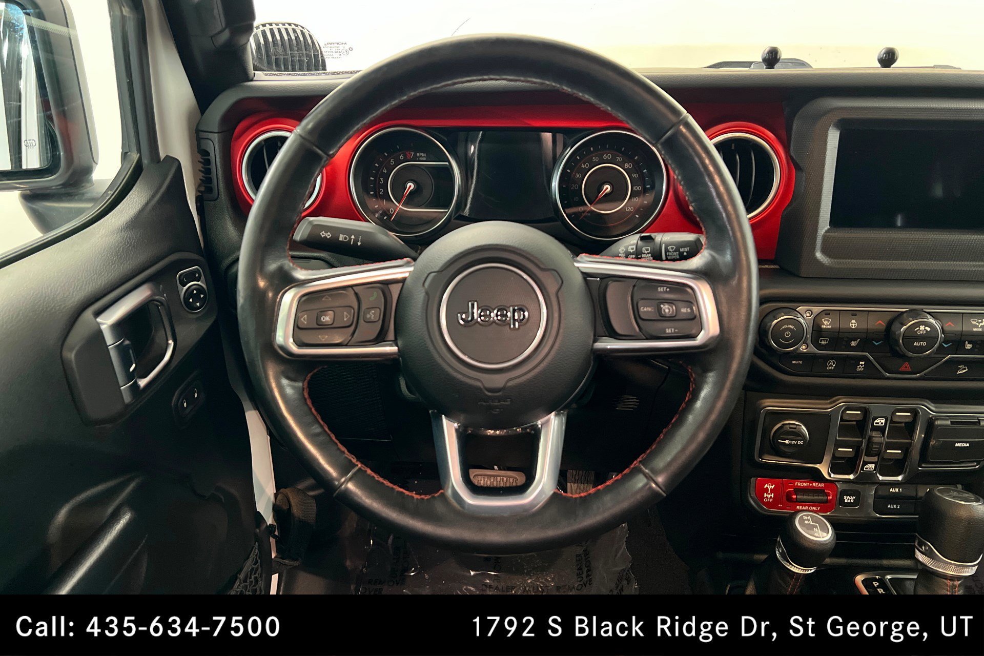Used 2019 Bright White Clearcoat Jeep Rubicon image 13