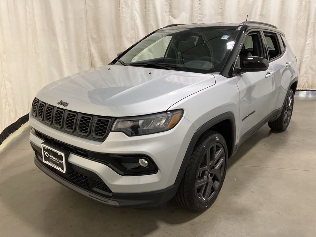 New 2026 Silver Zynith Metallic Clear-Coat Exterior Paint Jeep Limited Altitude image 16