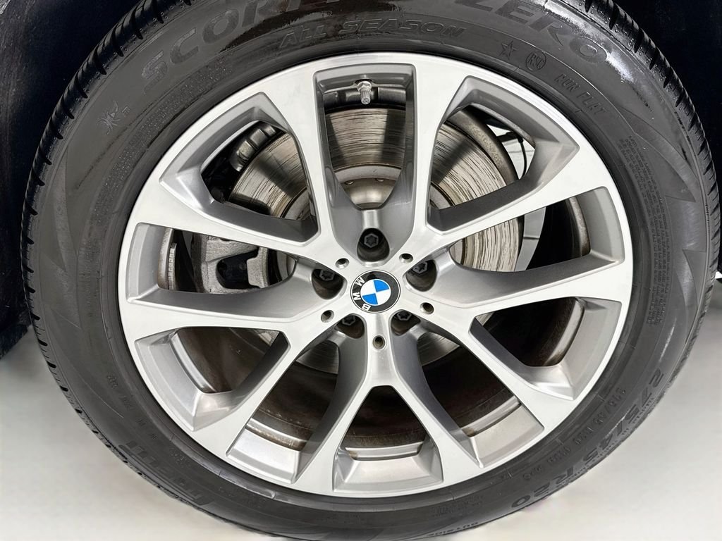 2026 BMW X5 50e - Photo 30