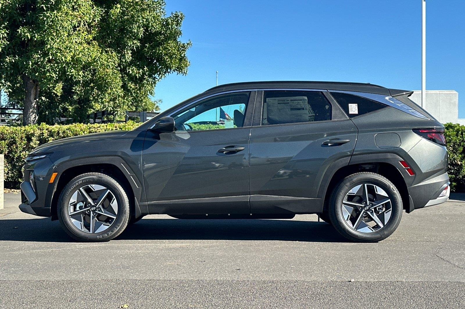 New 2026 Amazon Gray Hyundai SEL image 24