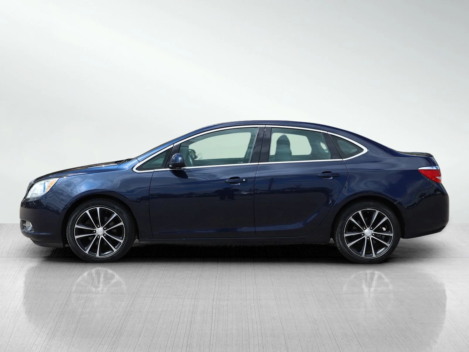Used 2016 Buick Verano 1SH with VIN 1G4PW5SK6G4170113 for sale in White Bear Lake, Minnesota