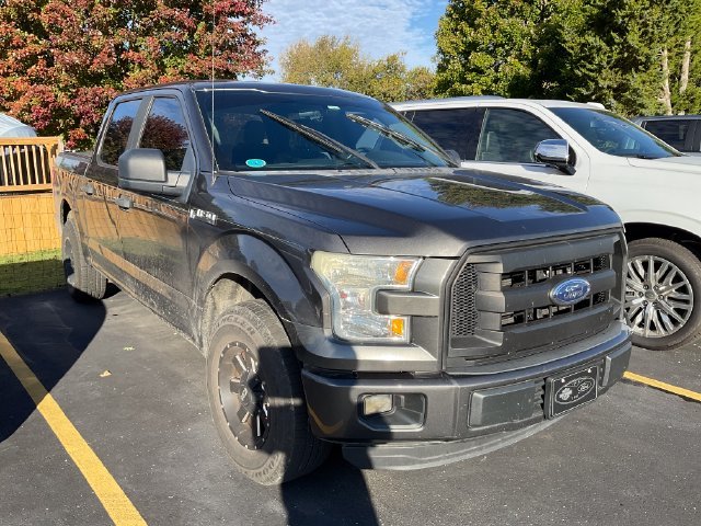 Used 2015 Gray Ford XL image 3