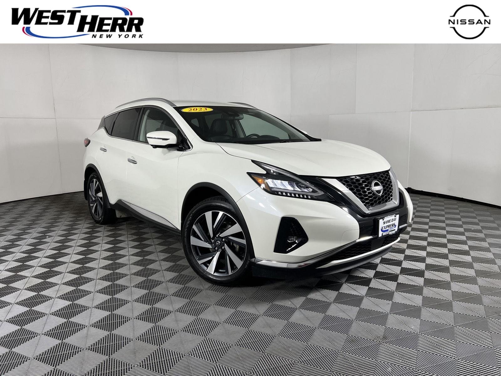 Used 2023 Pearl White Tricoat Nissan SL image 1